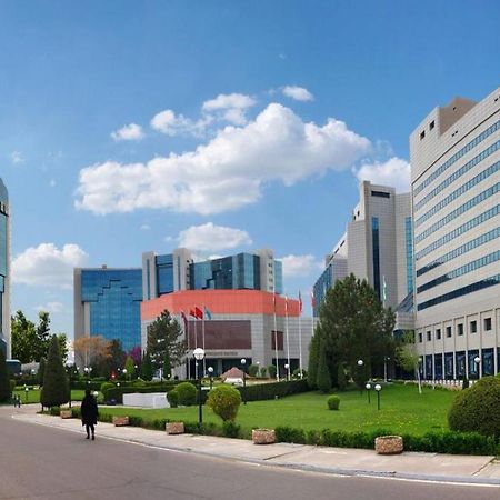Дом Отель Бадамзар Tashkent Ngoại thất bức ảnh