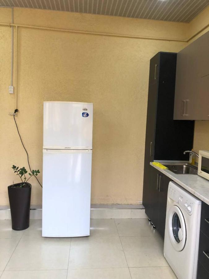 Дом Отель Бадамзар Tashkent Ngoại thất bức ảnh
