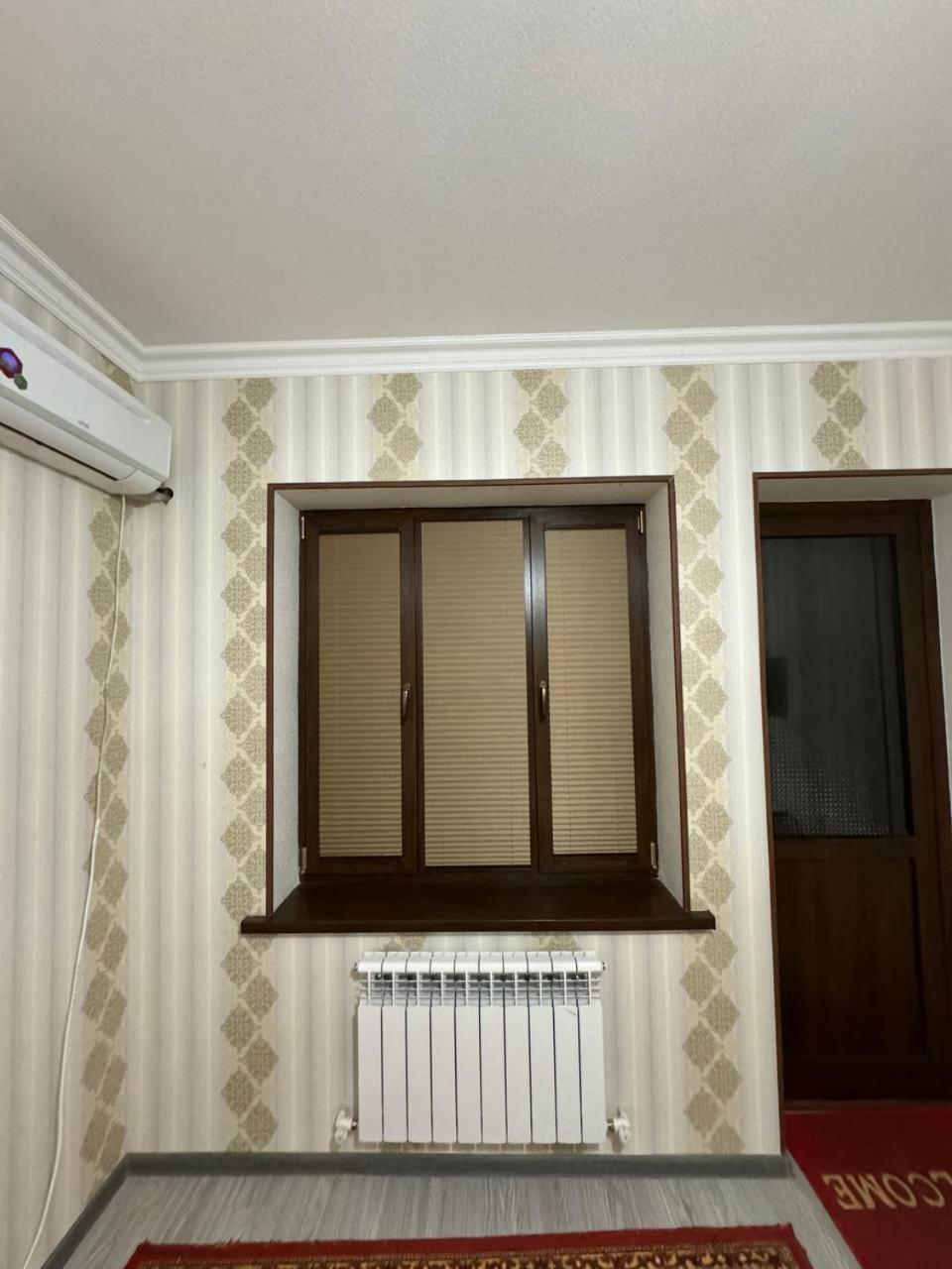 Дом Отель Бадамзар Tashkent Ngoại thất bức ảnh