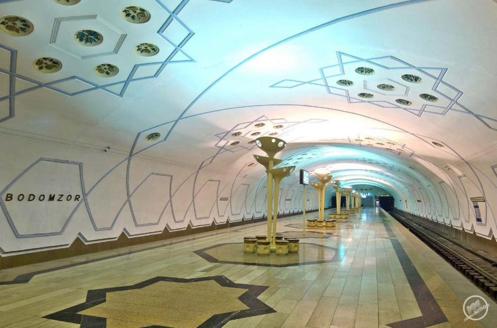 Дом Отель Бадамзар Tashkent Ngoại thất bức ảnh